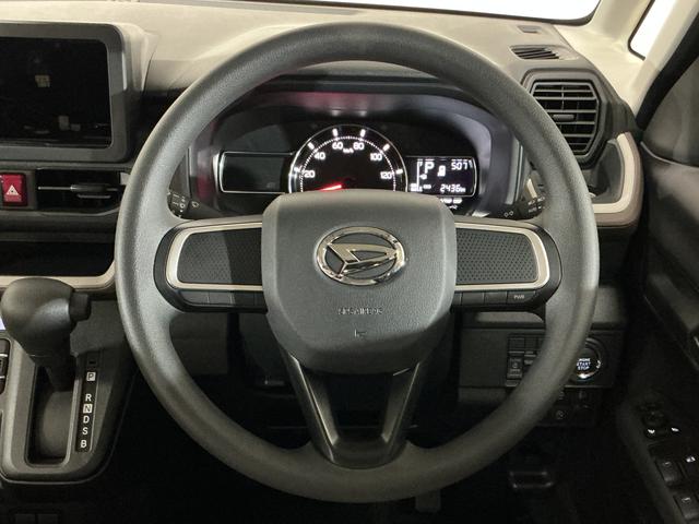 ムーヴＸ　助手席側リヤパワースライドドア　スマートアシスト助手席側リヤパワースライドドア　スマートアシスト　プッシュボタンエンジンスタート　コーナーセンサー　オートライト　オートエアコン　ホイールキャップ　ＬＥＤヘッドライト　電動格納式ドアミラー　ＡＢＳ（京都府）の中古車