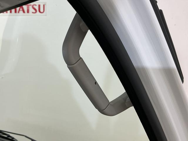 ハイゼットトラックスタンダード　４ＷＤ　ＣＶＴ　ラジオデッキ　コーナーセンサー４ＷＤ　ＣＶＴ車　ラジオデッキ　前後コーナーセンサー　３方開　オートマチックハイビーム　衝突軽減ブレーキ　１２Ｖ電源ソケット　横滑り防止装置　アイドリングストップ　オートライト　スペアキー（京都府）の中古車