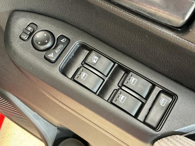 ムーヴＸ　ワンオーナー　片側電動スライドドア　前後コーナーセンサーワンオーナー　片側電動スライドドア　前後コーナーセンサー　オートマチックハイビーム　ＬＥＤヘッドライト　プッシュスタート　横滑り防止装置　スマートキー　アイドリングストップ　サイドエアバッグ　キーレス（京都府）の中古車