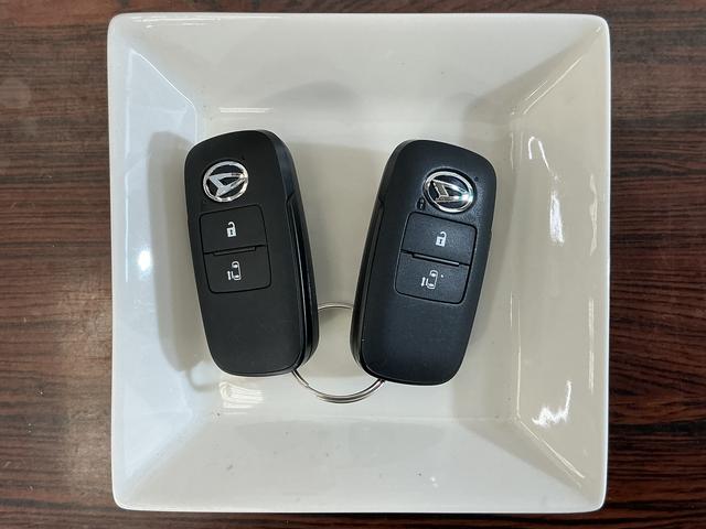 ムーヴＸ　片側電動スライドドア　前後コーナーセンサー　スペアキー有片側電動スライドドア　前後コーナーセンサー　オートハイビーム　プッシュスタート　ＬＥＤヘッドライト　横滑り防止装置　スマートキー　アイドリングストップ　サイド／サイドカーテンエアバッグ　スペアキー（京都府）の中古車