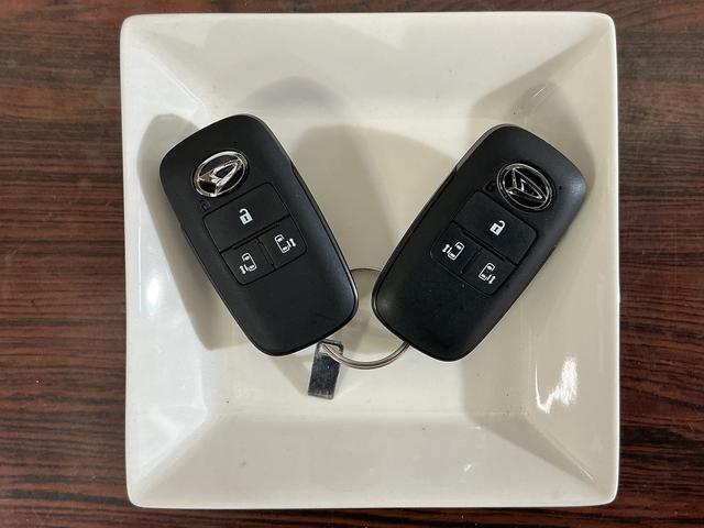 タントカスタムＸ　４ＷＤ　バックカメラ　シートヒーター　両側電動４ＷＤ　バックカメラ　両側電動スライドドア　前後コーナーセンサー　前席シートヒーター　１４インチ純正アルミホイール　オートマチックハイビーム　ＵＳＢチャージャー　アイドリングストップ　スペアキー有り（京都府）の中古車