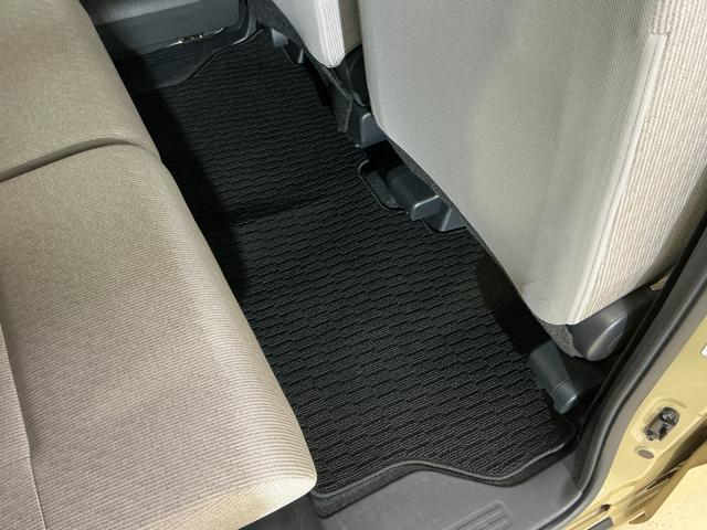 ムーヴX 片側電動スライドドア 前後コーナーセンサー スペアキー有片側電動スライドドア 前後コーナーセンサー オートハイビーム LEDヘッドライト アイドリングストップ 横滑り防止装置 オートライト スマートキー サイド/サイドカーテンエアバッグ プッシュスタート(京都府)の中古車