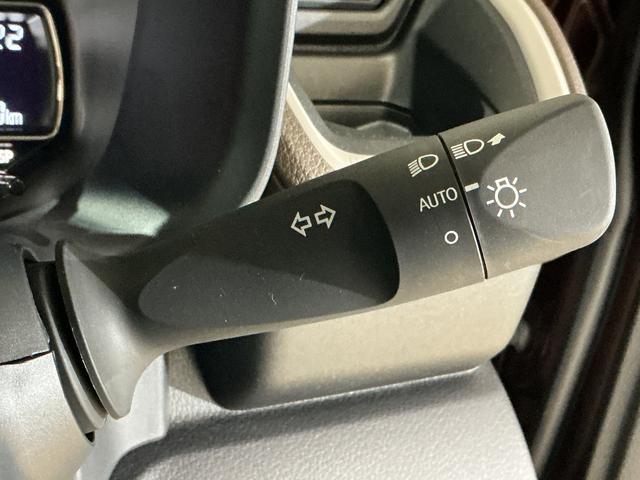 ムーヴＸ　助手席側リヤパワースライドドア　スマートアシスト助手席側リヤパワースライドドア　プッシュボタンエンジンスタート　スマートアシスト　ＬＥＤヘッドライト　オートライト　オートエアコン　コーナーセンサー　電動格納式ドアミラー　ホイールキャップ　ＡＢＳ（京都府）の中古車