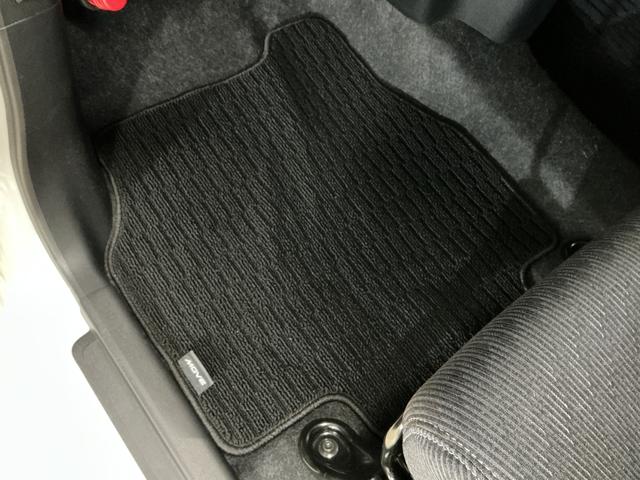 ムーヴG バックカメラ 片側電動スライドドア USBチャージャーバックカメラ 片側電動スライドドア 前後コーナーセンサー オートマチックハイビーム 14インチ純正アルミホイール オートブレーキホールド LEDヘッドライト USBチャージャー スペアキー有り(京都府)の中古車