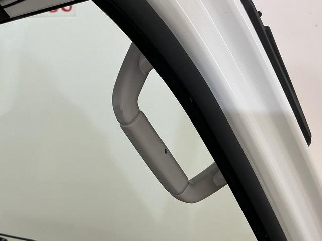 ハイゼットトラックスタンダード　ワンオーナー　５速ＭＴ　ラジオデッキ　ＥＴＣワンオーナー　５速ＭＴ　ラジオデッキ　ＥＴＣ　ドライブレコーダー　３方開　キーレスエントリー　ドアバイザー　マニュアルエアコン　ヘッドライトレべライザー　ラバーマット　スペアタイヤ　１２Ｖ電源ソケット（京都府）の中古車