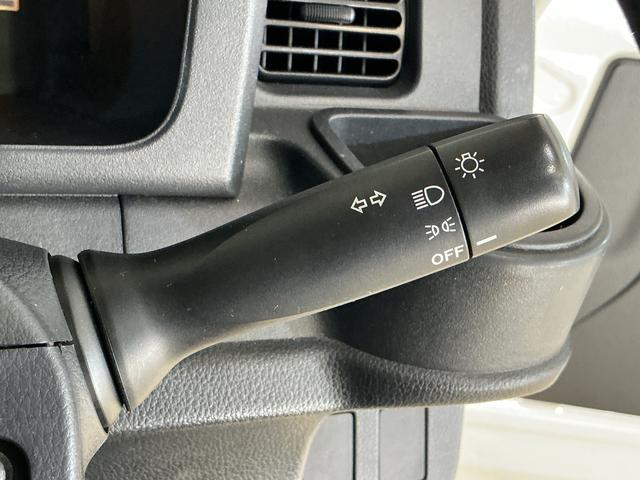 ハイゼットトラックスタンダード　ワンオーナー　５速ＭＴ　ラジオデッキ　ＥＴＣワンオーナー　５速ＭＴ　ラジオデッキ　ＥＴＣ　ドライブレコーダー　３方開　キーレスエントリー　ドアバイザー　マニュアルエアコン　ヘッドライトレべライザー　ラバーマット　スペアタイヤ　１２Ｖ電源ソケット（京都府）の中古車