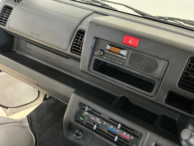 ハイゼットトラックスタンダード　ワンオーナー　５速ＭＴ　ラジオデッキ　ＥＴＣワンオーナー　５速ＭＴ　ラジオデッキ　ＥＴＣ　ドライブレコーダー　３方開　キーレスエントリー　ドアバイザー　マニュアルエアコン　ヘッドライトレべライザー　ラバーマット　スペアタイヤ　１２Ｖ電源ソケット（京都府）の中古車