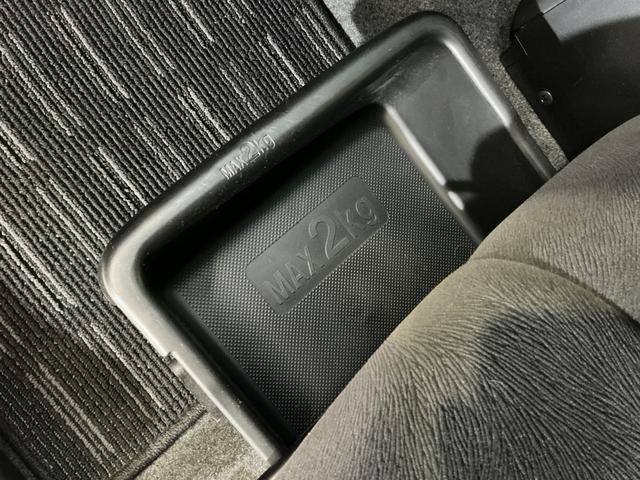 タントエグゼカスタムＲＳ　１オーナー　ターボ　ナビ　バックカメラ　ＥＴＣワンオーナー　ターボ　ナビＴＶ　バックカメラ　ＥＴＣ　Ｂｌｕｅｔｏｏｔｈ　１５インチ純正アルミホイール　ＵＳＢ接続　ＤＶＤ再生　ＨＩＤヘッドライト　フォグライト　アイドリングストップ　キーレス（京都府）の中古車