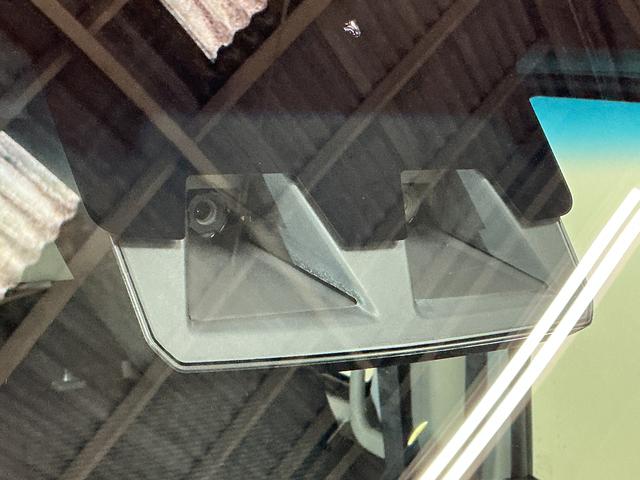 ハイゼットカーゴクルーズターボ コーナーセンサー オートマチックハイビーム前後コーナーセンサー オートマチックハイビーム オートライト アイドリングストップ スマートキー キーレスエントリー スペアキー有り プッシュスタート 横滑り防止装置 盗難防止装置 マニュアルエアコン(京都府)の中古車