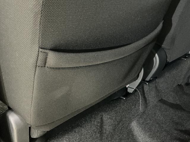 ハイゼットカーゴクルーズターボ コーナーセンサー オートマチックハイビーム前後コーナーセンサー オートマチックハイビーム オートライト アイドリングストップ スマートキー キーレスエントリー スペアキー有り プッシュスタート 横滑り防止装置 盗難防止装置 マニュアルエアコン(京都府)の中古車