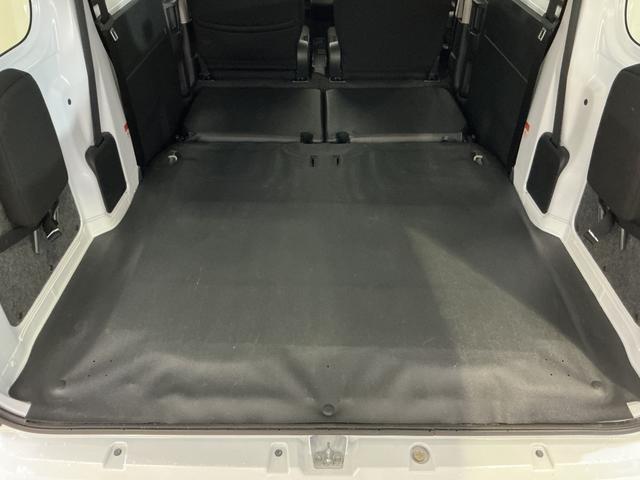 ハイゼットカーゴクルーズターボ コーナーセンサー オートマチックハイビーム前後コーナーセンサー オートマチックハイビーム オートライト アイドリングストップ スマートキー キーレスエントリー スペアキー有り プッシュスタート 横滑り防止装置 盗難防止装置 マニュアルエアコン(京都府)の中古車