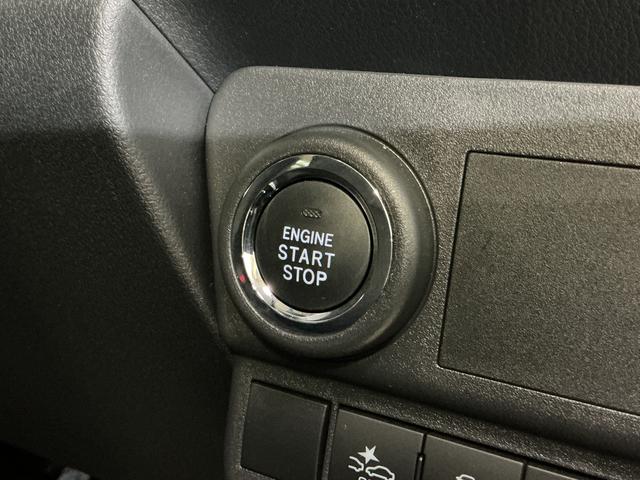 ハイゼットカーゴクルーズターボ コーナーセンサー オートマチックハイビーム前後コーナーセンサー オートマチックハイビーム オートライト アイドリングストップ スマートキー キーレスエントリー スペアキー有り プッシュスタート 横滑り防止装置 盗難防止装置 マニュアルエアコン(京都府)の中古車