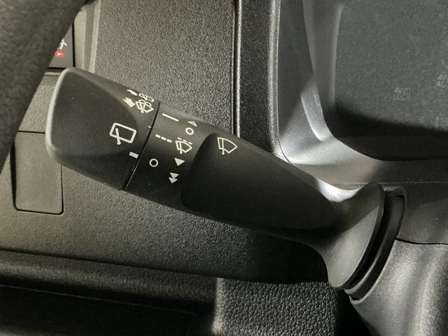 ハイゼットカーゴクルーズターボ コーナーセンサー オートマチックハイビーム前後コーナーセンサー オートマチックハイビーム オートライト アイドリングストップ スマートキー キーレスエントリー スペアキー有り プッシュスタート 横滑り防止装置 盗難防止装置 マニュアルエアコン(京都府)の中古車