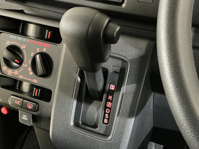 ハイゼットカーゴクルーズターボ コーナーセンサー オートマチックハイビーム前後コーナーセンサー オートマチックハイビーム オートライト アイドリングストップ スマートキー キーレスエントリー スペアキー有り プッシュスタート 横滑り防止装置 盗難防止装置 マニュアルエアコン(京都府)の中古車