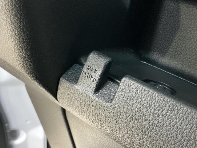 ハイゼットカーゴクルーズターボ コーナーセンサー オートマチックハイビーム前後コーナーセンサー オートマチックハイビーム オートライト アイドリングストップ スマートキー キーレスエントリー スペアキー有り プッシュスタート 横滑り防止装置 盗難防止装置 マニュアルエアコン(京都府)の中古車