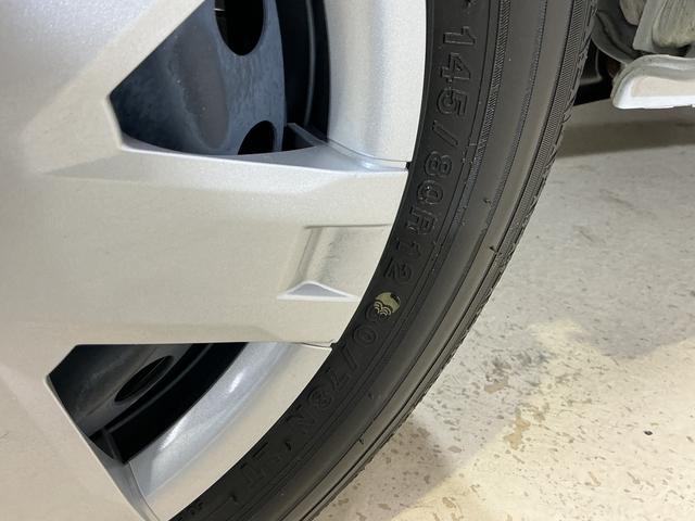 ハイゼットカーゴクルーズターボ コーナーセンサー オートマチックハイビーム前後コーナーセンサー オートマチックハイビーム オートライト アイドリングストップ スマートキー キーレスエントリー スペアキー有り プッシュスタート 横滑り防止装置 盗難防止装置 マニュアルエアコン(京都府)の中古車