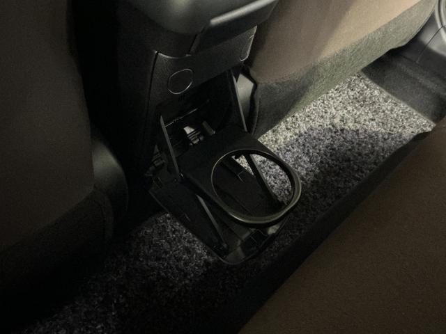 アクアＧ　ナビ　ＥＴＣ　フルセグチューナー　ブルートゥース対応社外ナビ　フルセグチューナー　ブルートゥース対応　ＥＴＣ　プッシュボタンエンジンスタート　電動格納式ドアミラー　オートエアコン　ＬＥＤヘッドライト　オートライト　ホイールキャップ　カーペットマット（京都府）の中古車