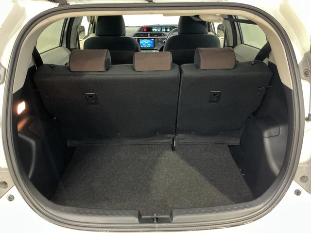 アクアＧ　ナビ　ＥＴＣ　フルセグチューナー　ブルートゥース対応社外ナビ　フルセグチューナー　ブルートゥース対応　ＥＴＣ　プッシュボタンエンジンスタート　電動格納式ドアミラー　オートエアコン　ＬＥＤヘッドライト　オートライト　ホイールキャップ　カーペットマット（京都府）の中古車