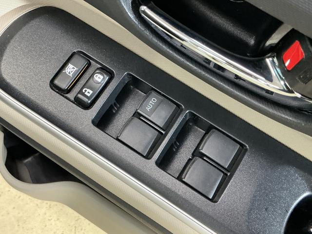 アクアＧ　ナビ　ＥＴＣ　フルセグチューナー　ブルートゥース対応社外ナビ　フルセグチューナー　ブルートゥース対応　ＥＴＣ　プッシュボタンエンジンスタート　電動格納式ドアミラー　オートエアコン　ＬＥＤヘッドライト　オートライト　ホイールキャップ　カーペットマット（京都府）の中古車