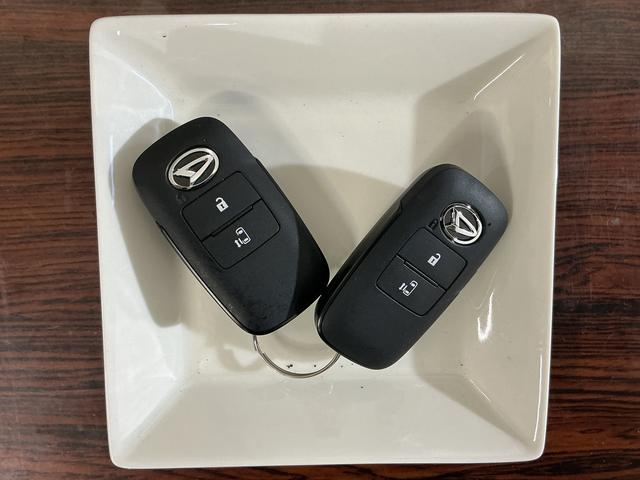 ムーヴG バックカメラ 片側電動スライドドア 電子パーキングバックカメラ 片側電動スライドドア 電子パーキング オートブレーキホールド オートマチックハイビーム USBチャージャー LEDヘッドライト フォグライト スマートキー 14インチ純正アルミホイール(京都府)の中古車