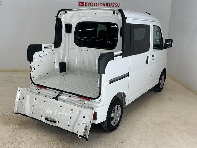 ハイゼットカーゴデッキバンG CVT車 オートマチックハイビーム スマアシCVT車 オートマチックハイビーム 両側スライドドア 前後コーナーセンサー スマートアシスト アイドリングストップ 盗難防止装置 横滑り防止装置 プッシュスタート スマートキー 12V電源ソケット(京都府)の中古車