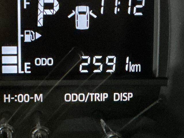 ハイゼットカーゴデッキバンG CVT車 オートマチックハイビーム スマアシCVT車 オートマチックハイビーム 両側スライドドア 前後コーナーセンサー スマートアシスト アイドリングストップ 盗難防止装置 横滑り防止装置 プッシュスタート スマートキー 12V電源ソケット(京都府)の中古車