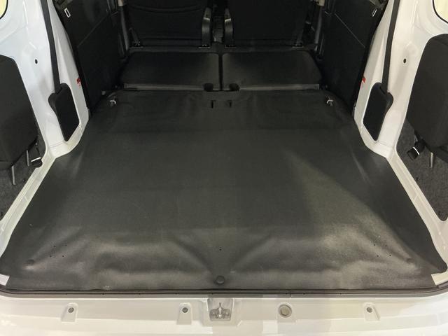 ハイゼットカーゴクルーズターボ　切替式４ＷＤ　ＣＶＴ車　両側スライドドア切替式４ＷＤ　ＣＶＴ車　両側スライドドア　前後コーナーセンサー　オートマチックハイビーム　オートライト　スマートキー　キーレスエントリー　プッシュスタート　横滑り防止装置　盗難防止装置　電動格納ミラー（京都府）の中古車