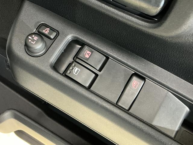 ハイゼットカーゴクルーズターボ　切替式４ＷＤ　ＣＶＴ車　両側スライドドア切替式４ＷＤ　ＣＶＴ車　両側スライドドア　前後コーナーセンサー　オートマチックハイビーム　オートライト　スマートキー　キーレスエントリー　プッシュスタート　横滑り防止装置　盗難防止装置　電動格納ミラー（京都府）の中古車