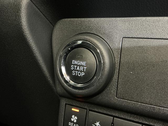 ハイゼットカーゴクルーズターボ　切替式４ＷＤ　ＣＶＴ車　両側スライドドア切替式４ＷＤ　ＣＶＴ車　両側スライドドア　前後コーナーセンサー　オートマチックハイビーム　オートライト　スマートキー　キーレスエントリー　プッシュスタート　横滑り防止装置　盗難防止装置　電動格納ミラー（京都府）の中古車