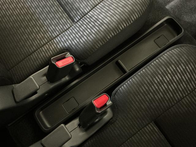 ハイゼットカーゴクルーズターボ　切替式４ＷＤ　ＣＶＴ車　両側スライドドア切替式４ＷＤ　ＣＶＴ車　両側スライドドア　前後コーナーセンサー　オートマチックハイビーム　オートライト　スマートキー　キーレスエントリー　プッシュスタート　横滑り防止装置　盗難防止装置　電動格納ミラー（京都府）の中古車