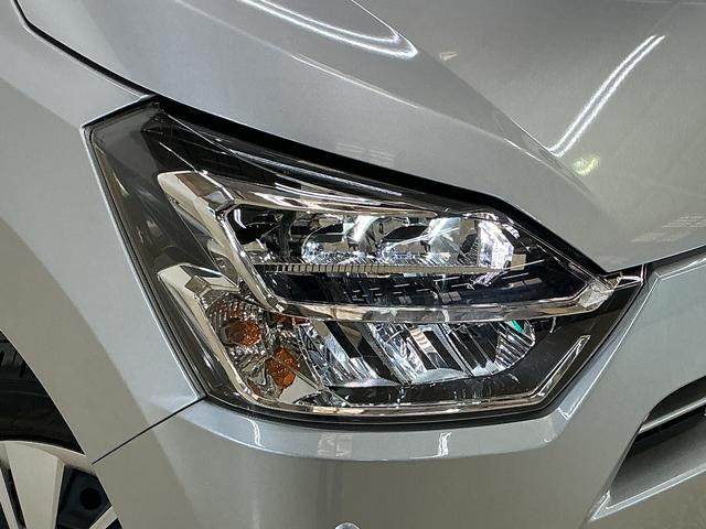 ミライースX SAIII バックカメラ コーナーセンサー オートライトバックカメラ 前後コーナーセンサー オートマチックハイビーム LEDヘッドライト オートライト キーレスエントリー アイドリングストップ 横滑り防止装置 盗難防止装置 スペアキー有り 電動格納ミラー(京都府)の中古車