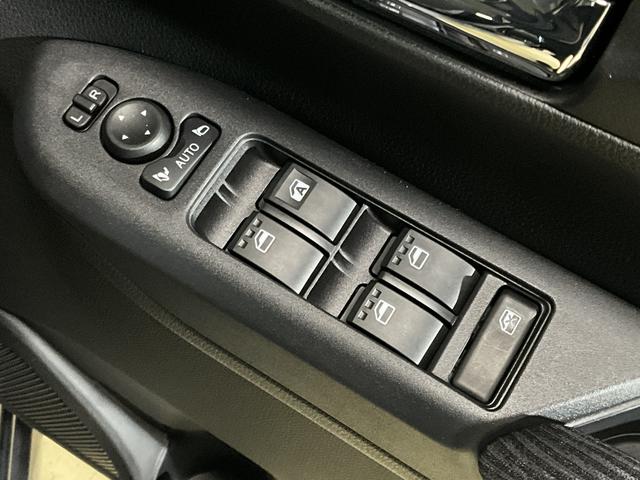 ムーヴＧ　バックカメラ　片側電動スライドドア　前後コーナーセンサーバックカメラ　片側電動スライドドア　前後コーナーセンサー　１４インチ純正アルミホイール　電子パーキング　オートマチックハイビーム　オートブレーキホールド　ＵＳＢチャージャー　ＬＥＤヘッドライト（京都府）の中古車