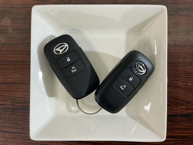 ムーヴＸ　片側電動スライドドア　前後コーナーセンサー　オートライト片側電動スライドドア　前後コーナーセンサー　オートマチックハイビーム　オートライト　ＬＥＤヘッドライト　スマートキー　キーレスエントリー　スペアキー有り　アイドリングストップ　横滑り防止装置（京都府）の中古車