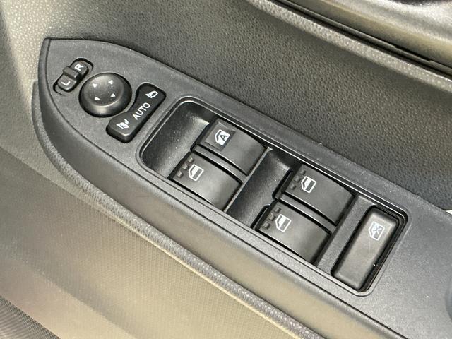 タントX ワンオーナー 4WD ロングスライドシート 電動スライドワンオーナー 4WD ロングスライドシート 両側電動スライドドア 前席シートヒーター 前後コーナーセンサー オートマチックハイビーム USBチャージャー LEDヘッドライト オートライト ドアバイザー(京都府)の中古車