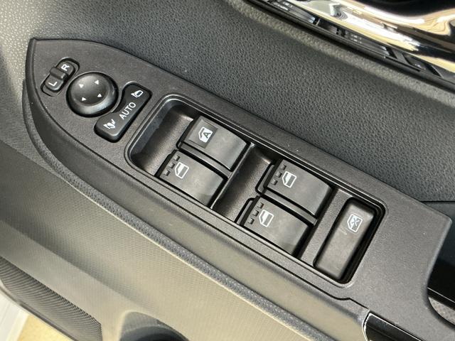 タントカスタムＸ　パノラマモニター　ＥＴＣ　両側電動スライドドアパノラマモニター　ＥＴＣ　両側電動スライドドア　アダプティブクルーズコントロール　前席シートヒーター　前後コーナーセンサー　電子パーキング　オートブレーキホールド　オートマチックハイビーム　ＵＳＢ接続（京都府）の中古車