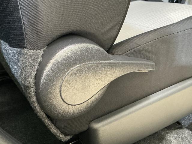 ミライースX SAIII バックカメラ 前後コーナーセンサー スマアシバックカメラ 前後コーナーセンサー オートマチックハイビーム LEDヘッドライト オートライト アイドリングストップ 横滑り防止装置 キーレスエントリー スペアキー有り 盗難防止装置 スマアシ(京都府)の中古車