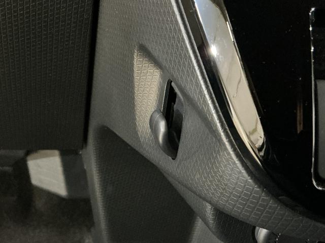 タントカスタムＲＳバックカメラ対応　ＬＥＤヘッドランプ　プッシュボタンスタート　キーフリー　アイドリングストップ　両側電動スライドドア　ベンチシート　シートヒーター　オートライト　オートエアコン　ターボエンジン　ＡＢＳ（京都府）の中古車