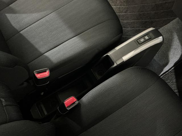 タントエグゼカスタムG ワンオーナー ナビ ETC Bluetoothワンオーナー ナビ ETC Bluetooth 14インチ純正アルミホイール USB接続 ワンセグTV DVD再生 HIDヘッドライト フォグライト スマートキー ドアバイザー 電動格納ドアミラー(京都府)の中古車