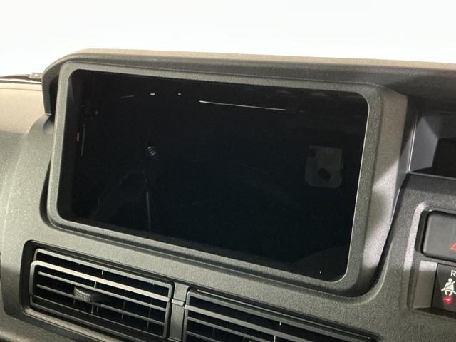 ハイゼットカーゴクルーズターボ　切替式４ＷＤ　ＣＶＴ車　前後コーナーセンサー切替式４ＷＤ　ＣＶＴ車　前後コーナーセンサー　オートマチックハイビーム　オートライト　スマートキー　キーレスエントリー　スペアキー有り　アイドリングストップ　マニュアルエアコン　横滑り防止装置（京都府）の中古車