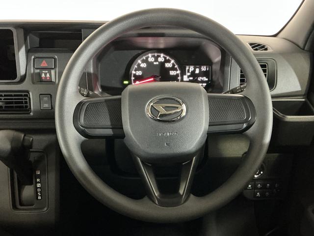 ハイゼットカーゴクルーズターボ　切替式４ＷＤ　ＣＶＴ車　前後コーナーセンサー切替式４ＷＤ　ＣＶＴ車　前後コーナーセンサー　オートマチックハイビーム　オートライト　スマートキー　キーレスエントリー　スペアキー有り　アイドリングストップ　マニュアルエアコン　横滑り防止装置（京都府）の中古車