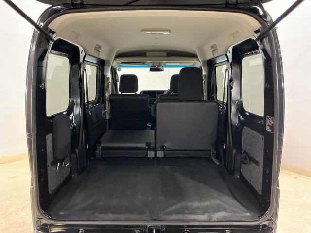 ハイゼットカーゴクルーズターボ　切替式４ＷＤ　ＣＶＴ車　前後コーナーセンサー切替式４ＷＤ　ＣＶＴ車　前後コーナーセンサー　オートマチックハイビーム　オートライト　スマートキー　キーレスエントリー　スペアキー有り　アイドリングストップ　マニュアルエアコン　横滑り防止装置（京都府）の中古車