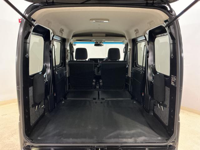 ハイゼットカーゴクルーズターボ　切替式４ＷＤ　ＣＶＴ車　前後コーナーセンサー切替式４ＷＤ　ＣＶＴ車　前後コーナーセンサー　オートマチックハイビーム　オートライト　スマートキー　キーレスエントリー　スペアキー有り　アイドリングストップ　マニュアルエアコン　横滑り防止装置（京都府）の中古車