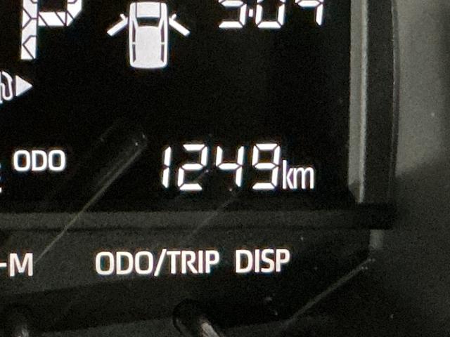 ハイゼットカーゴクルーズターボ　切替式４ＷＤ　ＣＶＴ車　前後コーナーセンサー切替式４ＷＤ　ＣＶＴ車　前後コーナーセンサー　オートマチックハイビーム　オートライト　スマートキー　キーレスエントリー　スペアキー有り　アイドリングストップ　マニュアルエアコン　横滑り防止装置（京都府）の中古車