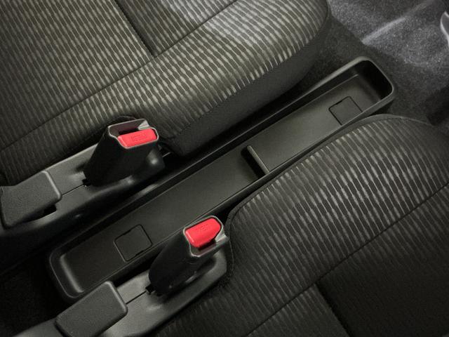 ハイゼットカーゴクルーズターボ　切替式４ＷＤ　ＣＶＴ車　前後コーナーセンサー切替式４ＷＤ　ＣＶＴ車　前後コーナーセンサー　オートマチックハイビーム　オートライト　スマートキー　キーレスエントリー　スペアキー有り　アイドリングストップ　マニュアルエアコン　横滑り防止装置（京都府）の中古車