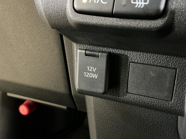 ハイゼットカーゴクルーズターボ　切替式４ＷＤ　ＣＶＴ車　前後コーナーセンサー切替式４ＷＤ　ＣＶＴ車　前後コーナーセンサー　オートマチックハイビーム　オートライト　スマートキー　キーレスエントリー　スペアキー有り　アイドリングストップ　マニュアルエアコン　横滑り防止装置（京都府）の中古車