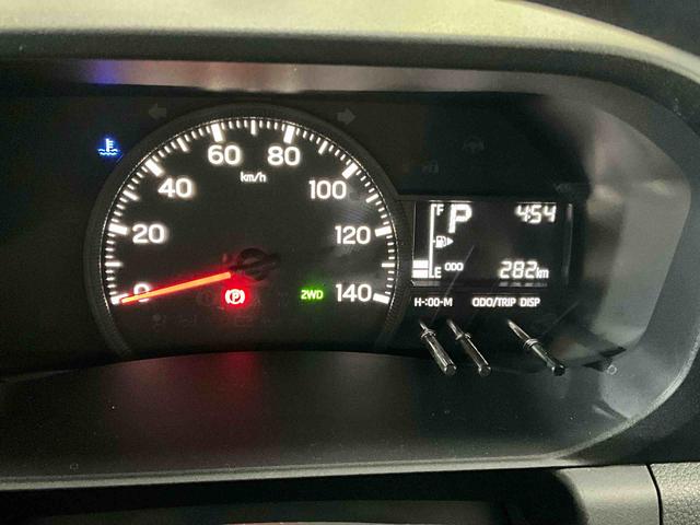 ハイゼットトラックスタンダード令和7年 ハイゼットトラック スタンダード 4WD AUTO/LOCK切り替えスイッチ CVT ブライトシルバーM AM/FMラジオ スマートアシスト コーナーセンサー エコアイドル(京都府)の中古車