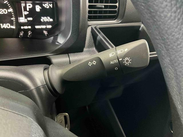 ハイゼットトラックスタンダード令和7年 ハイゼットトラック スタンダード 4WD AUTO/LOCK切り替えスイッチ CVT ブライトシルバーM AM/FMラジオ スマートアシスト コーナーセンサー エコアイドル(京都府)の中古車