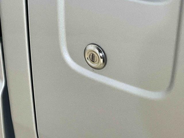 ハイゼットトラックスタンダード令和7年 ハイゼットトラック スタンダード 4WD AUTO/LOCK切り替えスイッチ CVT ブライトシルバーM AM/FMラジオ スマートアシスト コーナーセンサー エコアイドル(京都府)の中古車