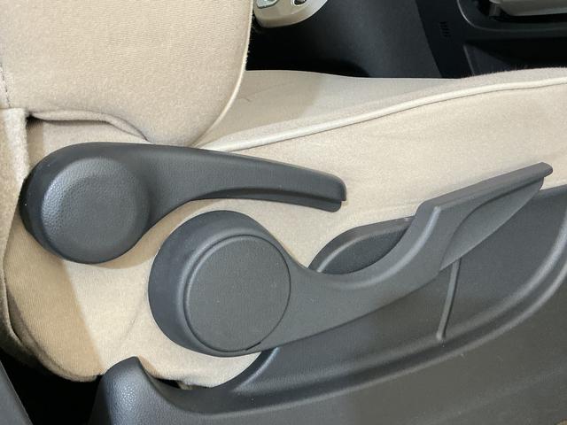 ムーヴキャンバスＸリミテッドメイクアップ　ＳＡII　ナビ　バックカメラワンオーナー　ナビ　バックカメラ　スマートアシストＩＩ　ワンセグチューナー　両側リヤパワースライドドア　プッシュボタンエンジンスタート　オートエアコン　アイドリングストップ　フォグランプ　ＡＢＳ（京都府）の中古車