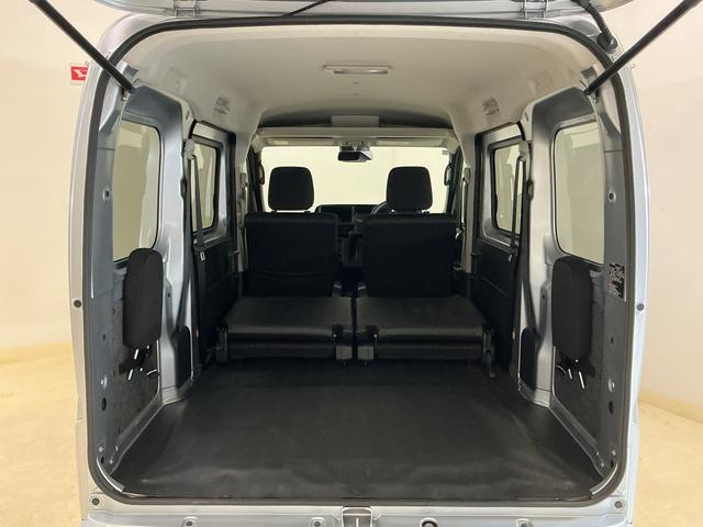 ハイゼットカーゴクルーズターボ 4WD スマートアシスト CVTターボ 4WD スマートアシスト 両側リヤスライドドア プッシュボタンエンジンスタート オートハイビーム オートライト アイドリングストップ コーナーセンサー マニュアルエアコン 電動格納式ドアミラー(京都府)の中古車